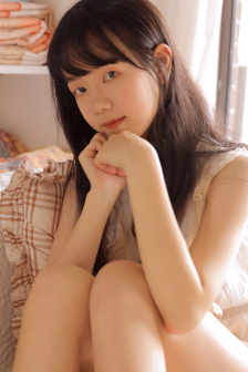 英语老师挽起裙子坐在我腿中